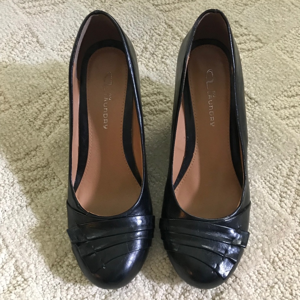 CL By Laundry Black Wedge